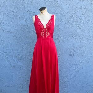 Olga Womens Vintage Red Slip/Nightgown Sz Small Lingerie